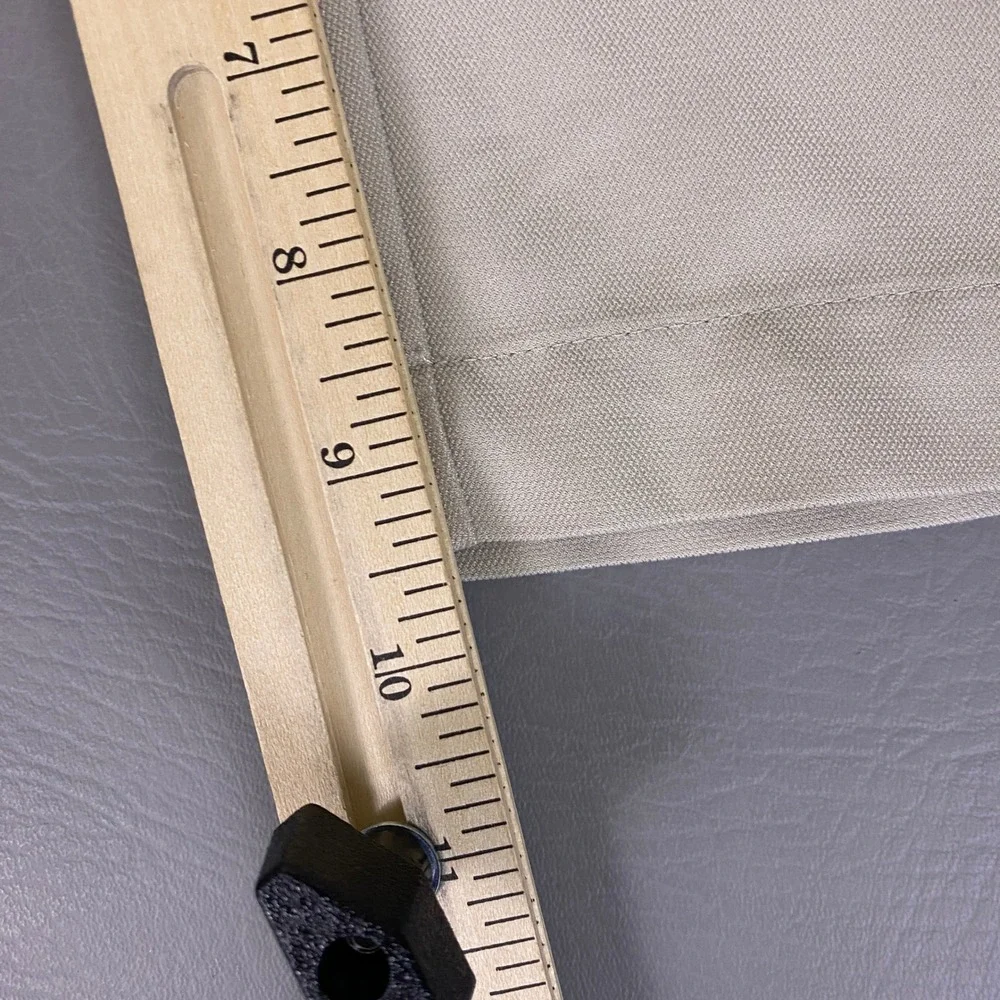 Dockers Golf Shorts Men's 42 Khaki Pleated Front Modern Comfort Beige New *Wear*